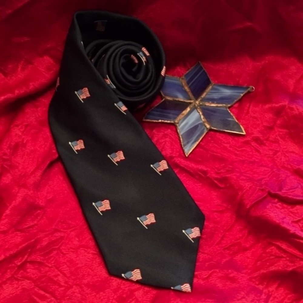 patriotic-classic-navy-blue-american-flag-tie-usa-gem